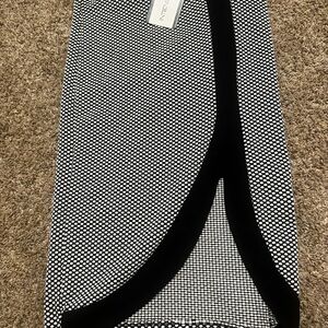 NWT!!! Black and White Pencil Skirt